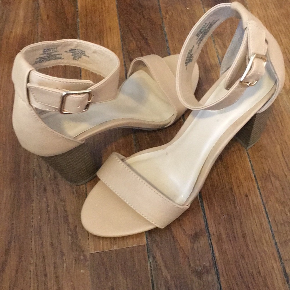 Nude heels